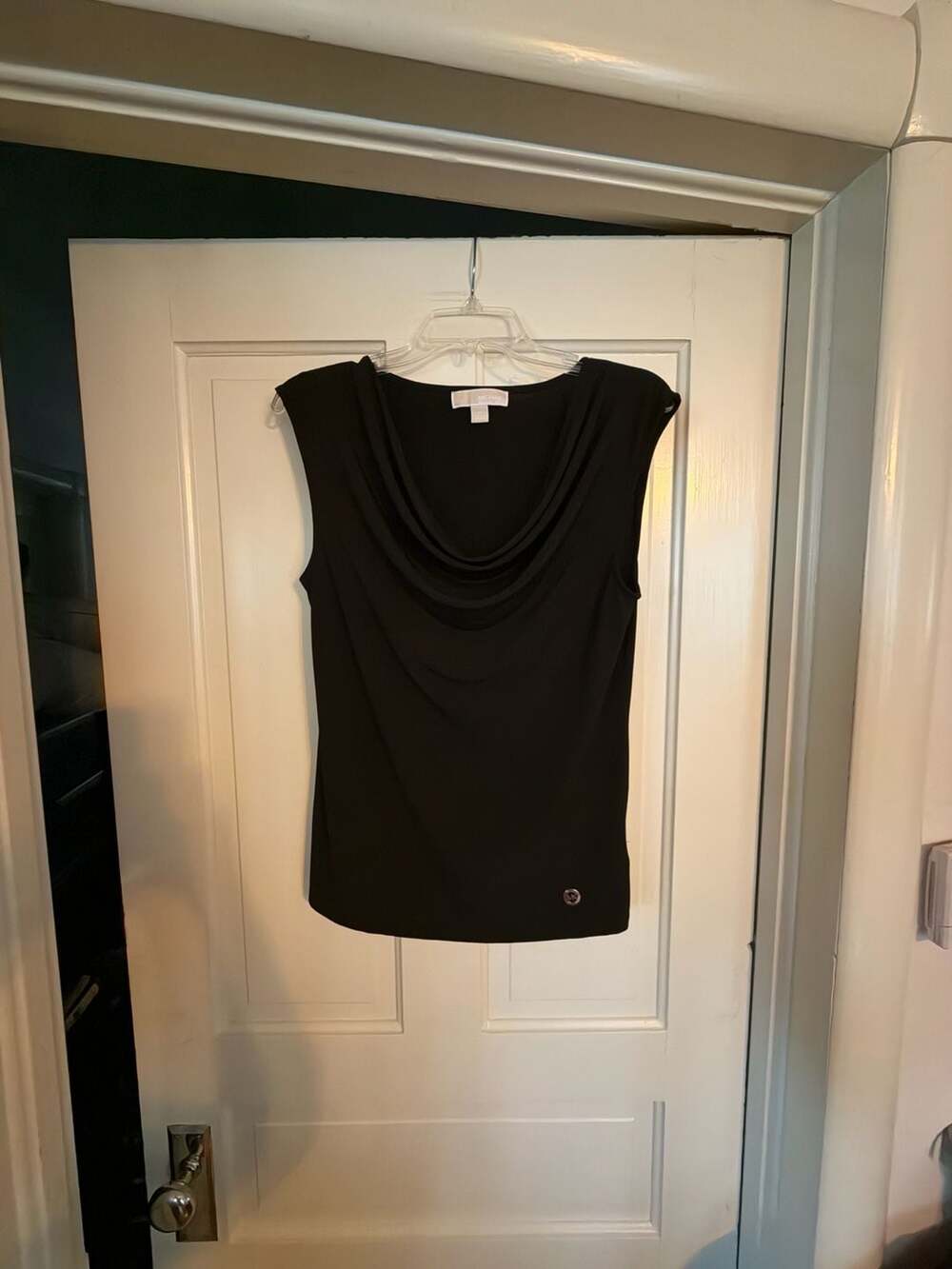 MICHAEL Michael Kors Women's Black Sleeveless Cowl Neck Top Size M